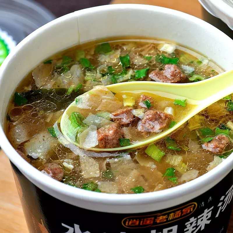 Henan special production hu spicy soup with water spruced 52g * 1 barrel free from old Yang's family water rushing hot and spicy soup with slightly spicy and convenient ready-to-eat soup