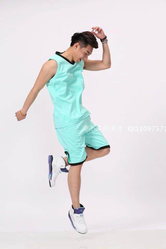 survêtement sport - Ref 563089 Image 106