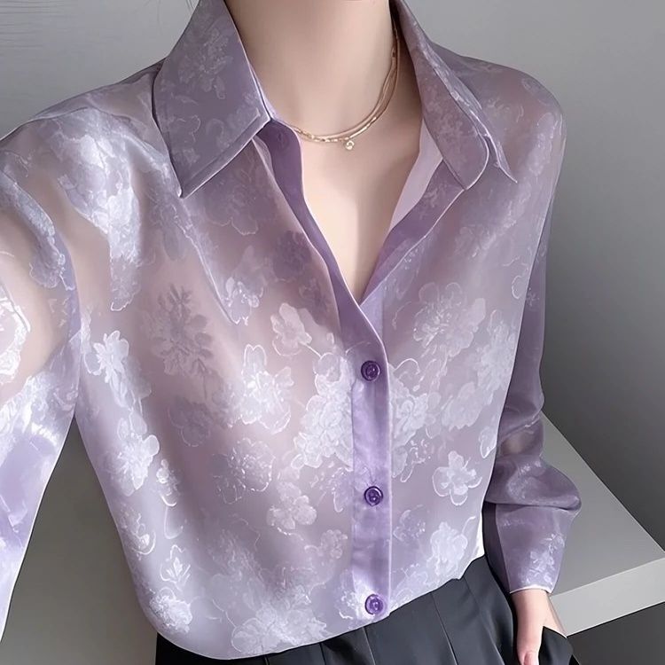 Super Popular Thin Purple Sun Protection Shirt for Women, 2025 Early Spring, Age-Reducing, High-End French Style, Beautiful Long-Sleeved Top with Elegant Temperament