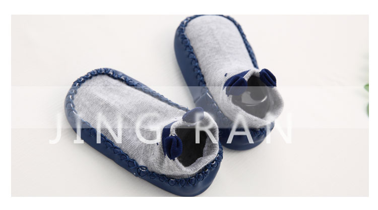 Giày và vớ cho bé mềm mại mùa xuân và mùa thu 2-3 tuổi chập chững vớ trẻ em đẹp thu đông