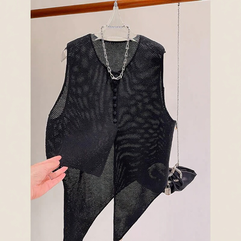 European Style Summer Knitted Vest, New Hollow-Out Layered Design, Stylish and Versatile Sleeveless Top for Women, Irregular Niche Top