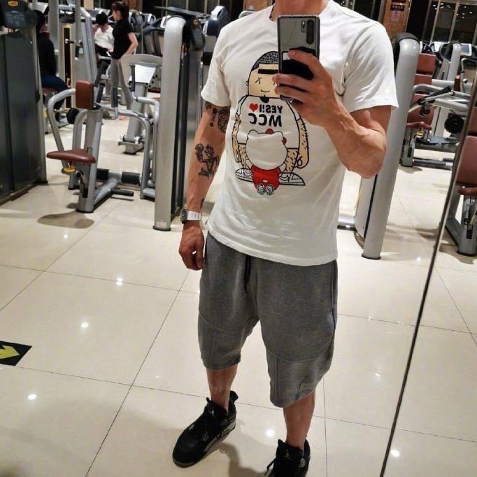 (The Roperin Cooperative) shake up the same summer new 100 hitch fashion casual shorts four-color shorts