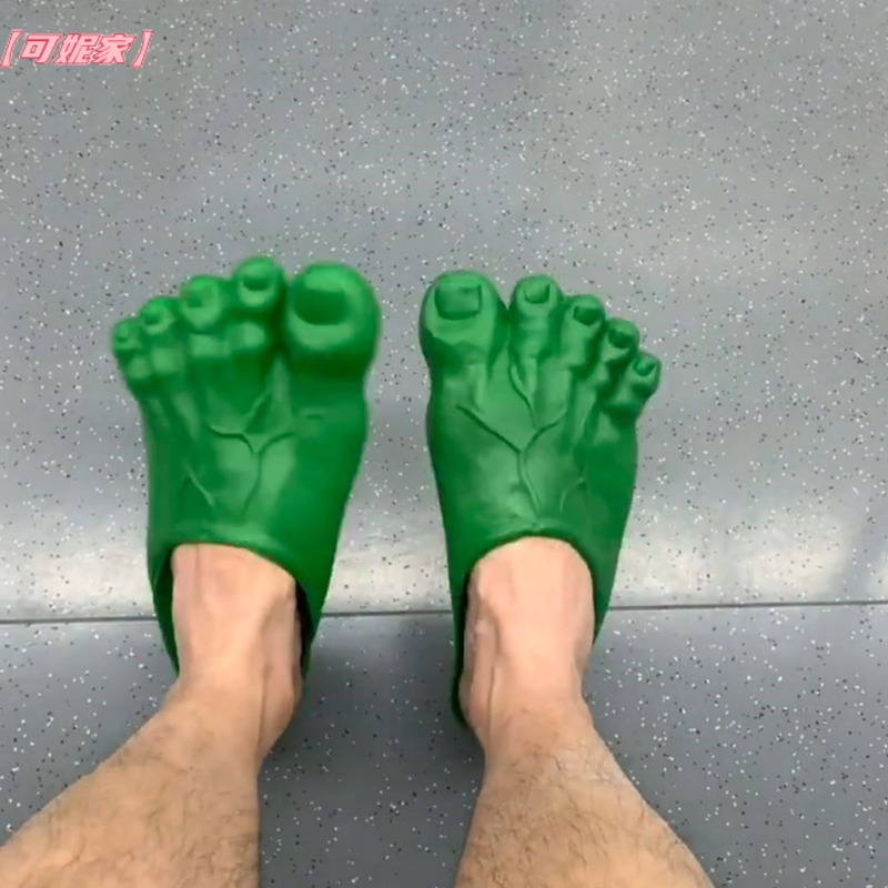 Green Giant Big Toe Portable Slippers Funny Creative Personality Internet Celebrity Soft Sole Summer Slippers Prank Props for Men