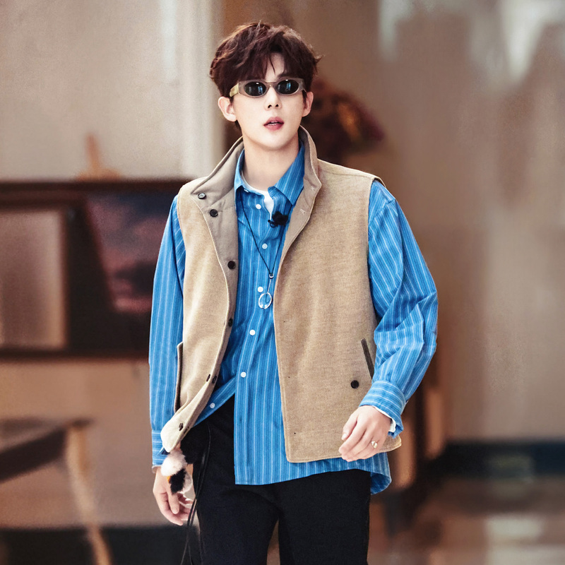 Wang Anyu's Same Style Retro Versatile 2026 Autumn Men's Blue Striped Long-Sleeve Shirt, High-End Casual Layering Outfit for Young People