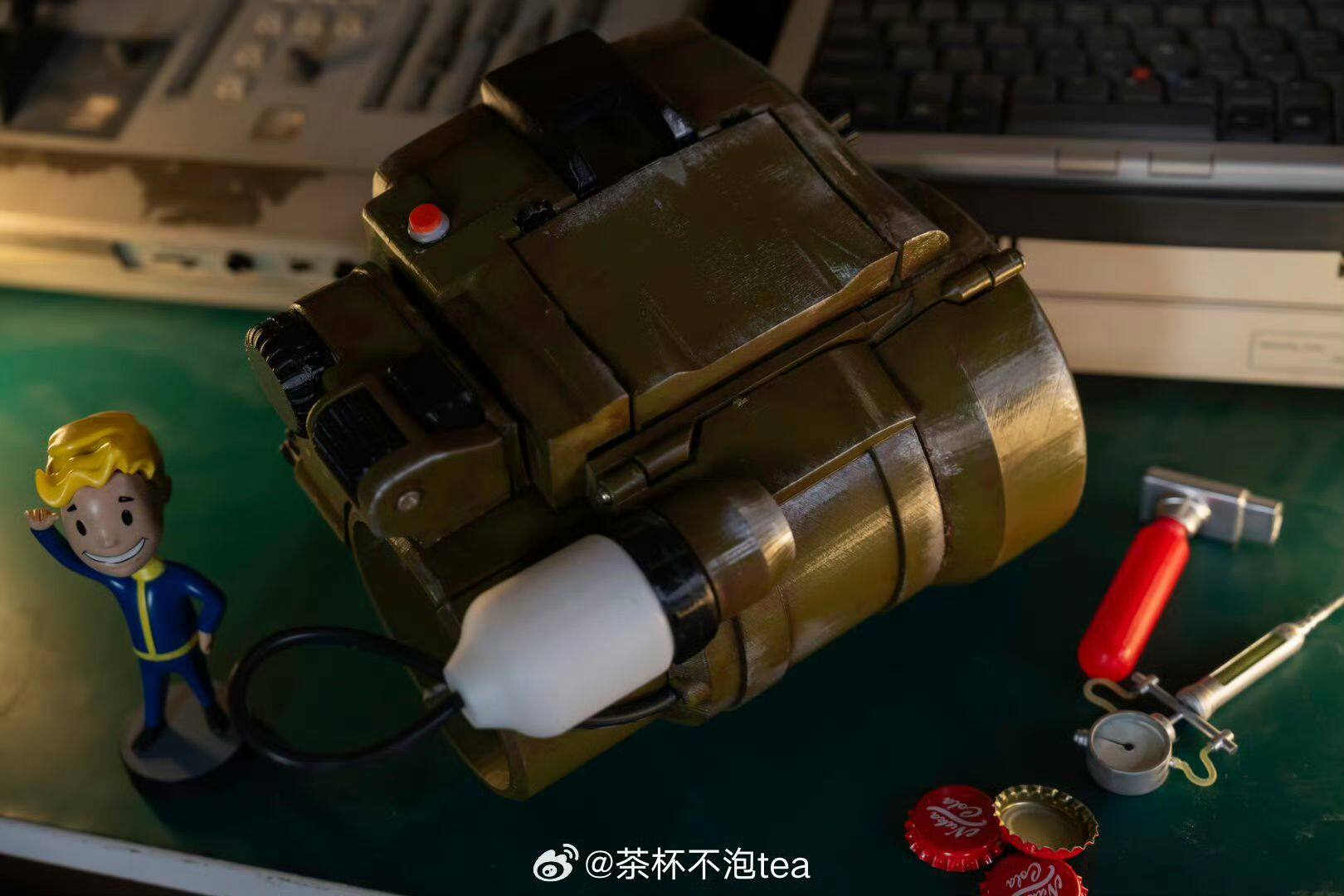 辐射4 Fallout pipboy 哔哔小子定制道具定制电竞房摆件送人测评！硬核玩家必备神器？`_游戏大全_淘宝游戏网