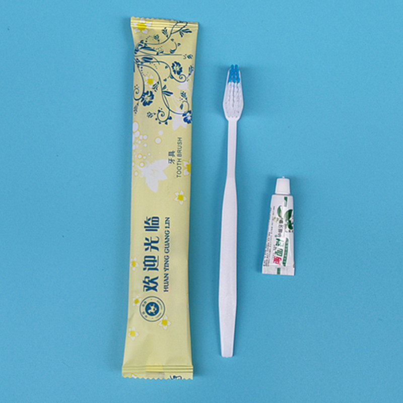 Two-in-one toothpaste suit for hotels in hotels