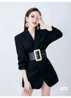 1 купить одну женскую одиночную куртку (нет ремня)