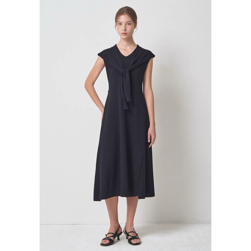 Lemon Cheese｜Min@26 Spring Casual and Relaxed Round Neck Waist-Slimming Knitted Vest Dress with Shawl