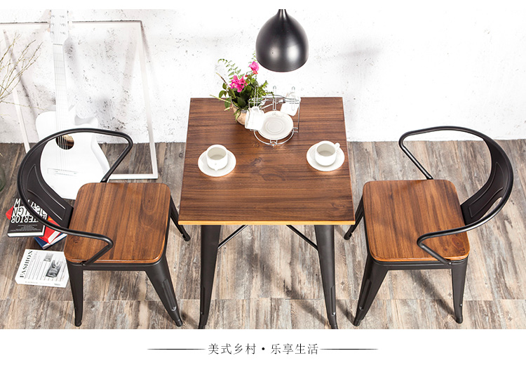 Starbucks cà phê cửa hàng kết hợp bàn ghế ngoài trời bộ 5 sân nhựa ban công đồ nội thất sân thượng ngày bàn ghế ngoài trời bàn ghế cafe ngoài trời