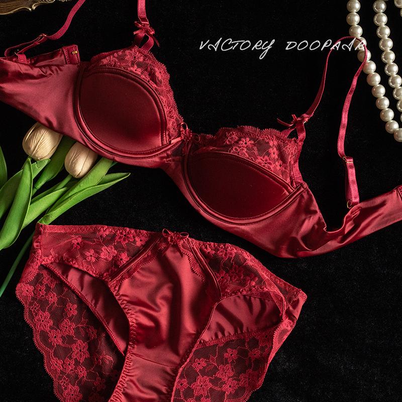 Victoria Dopel French Satin Lace Lingerie, Feminine Push-Up Bra for Large Busts, Red Bra