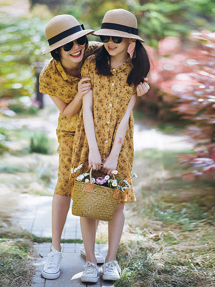 小乐往原创亲子装26课 夏季印花柔软凉快显瘦度假宽松母女连衣裙