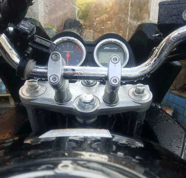 Modified GSF1250S bandit king 07-12 Modified handlebar plus high code handlebar plus high code after moving the money