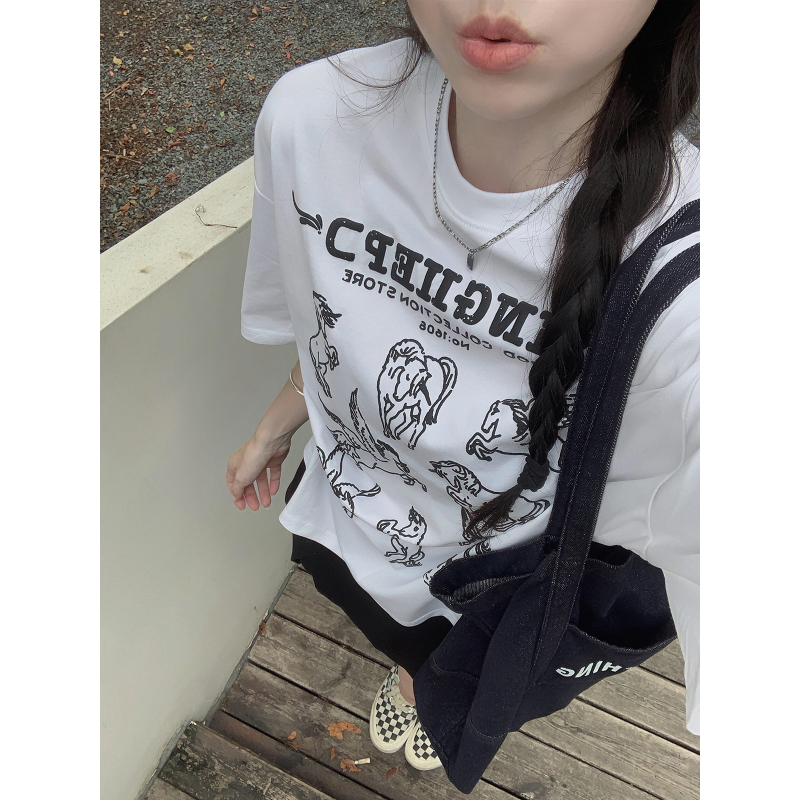 Sakura Model Active Little Horse Print Short Sleeve Round Neck T-Shirt Summer Casual Loose Versatile Comfortable Pure Cotton Top for Women