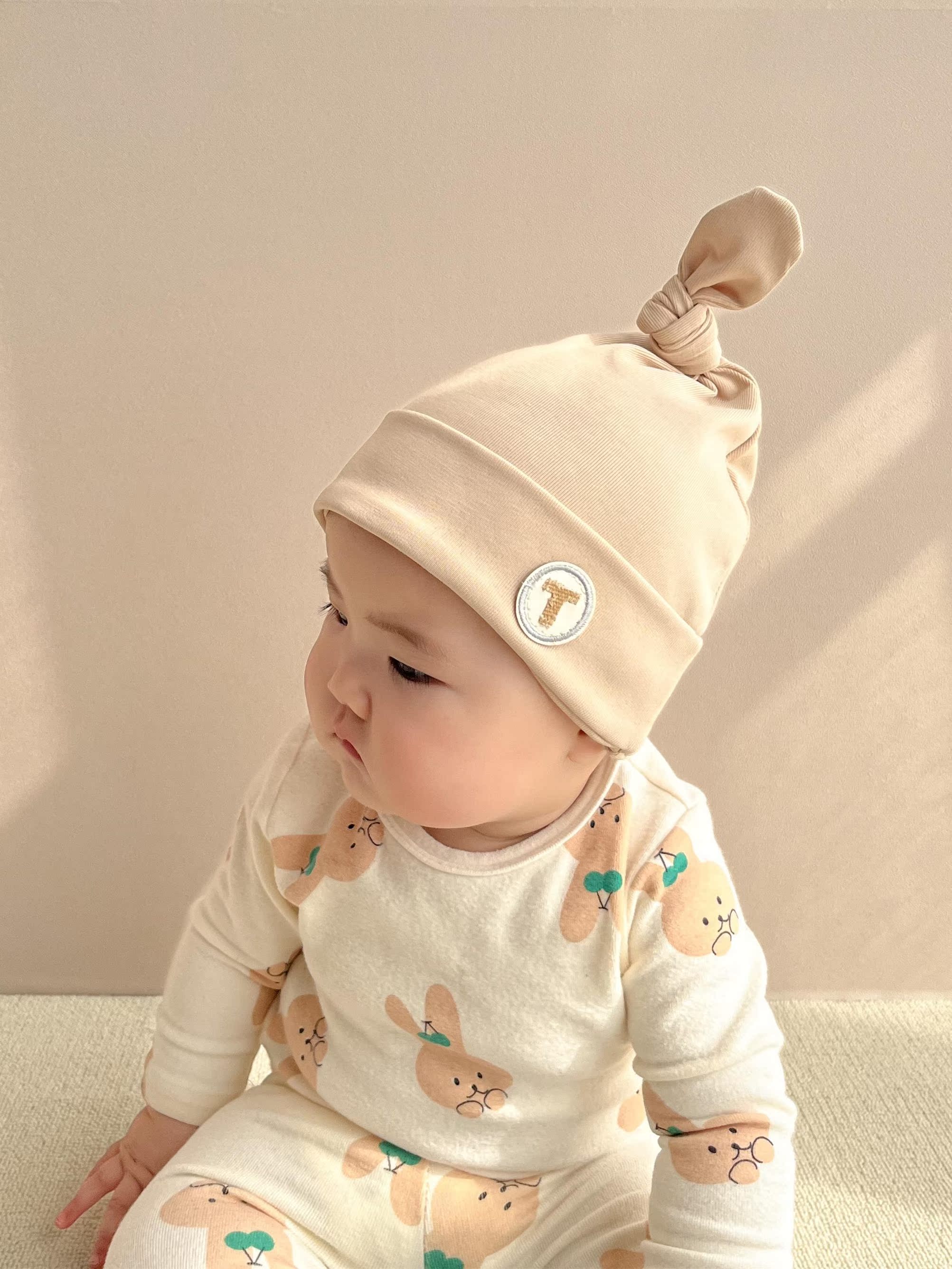 Baby hat spring and autumn newborn pullover fetal hat pacifier newborn male and female baby pure cotton hat halogen door boneless head protection