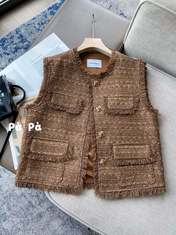 High-End Coffee-Colored Sequined Tweed Vest Jacket for Women with Fringe and Round Neck, Sleeveless Outerwear High-End Coffee-Colored Sequined Tweed Vest Jacket for Women with Fringe and Round Neck, Sleeveless Outerwear