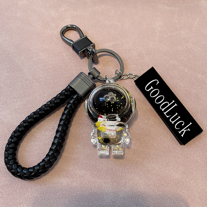 Creative Astronaut Keychain, High-End Couple Gift, Cartoon Personalized Car Keychain, Astronaut Bag Pendant