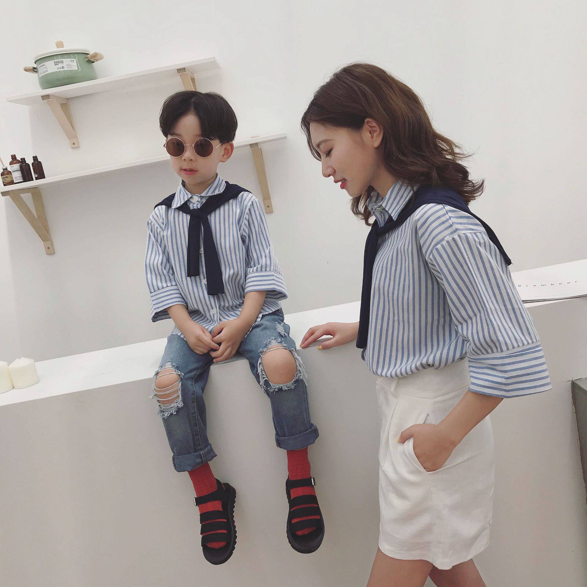 2021 Parent-child shirt spring and summer detachable navy collar vertical stripe shirt mother and daughter fashion loose mother and son outfit