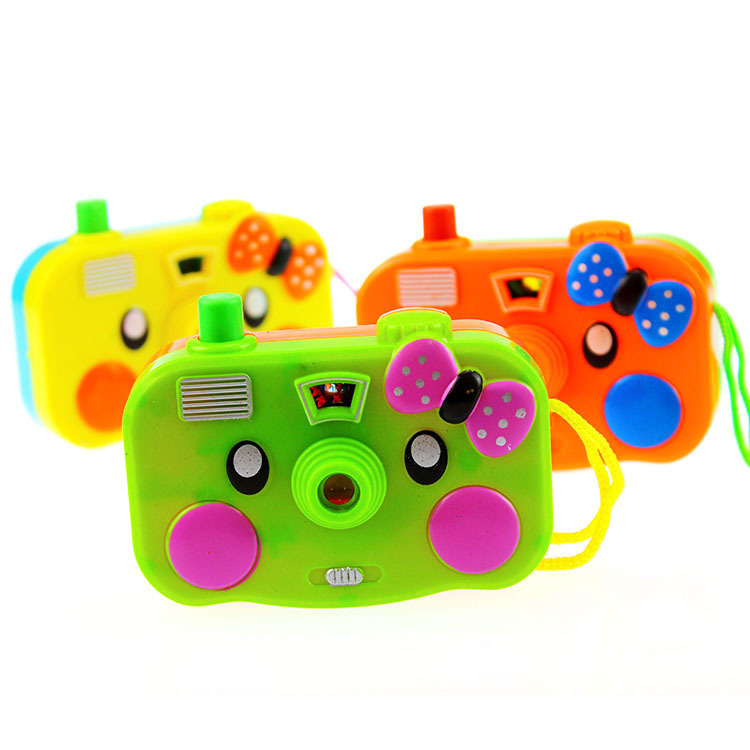 Children's toys wholesale new strange creative luminous cartoon projection camera baby gift stall Source hot sale