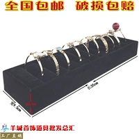 Одиночная заглушка -в браслетном кольце (черный бархат)