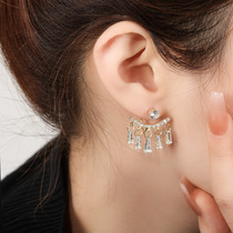 One-in-two-style delicate and lazy style light lavish zircon earrings Fashion Advanced design Temperamental Stream Soulds