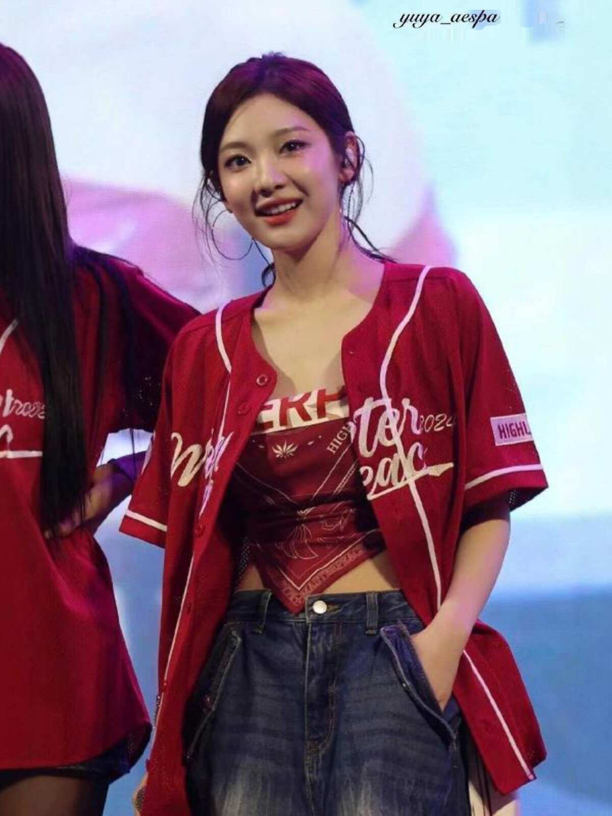 🔥 Korean wave alert! get the ning yizhuo-approved red jacket