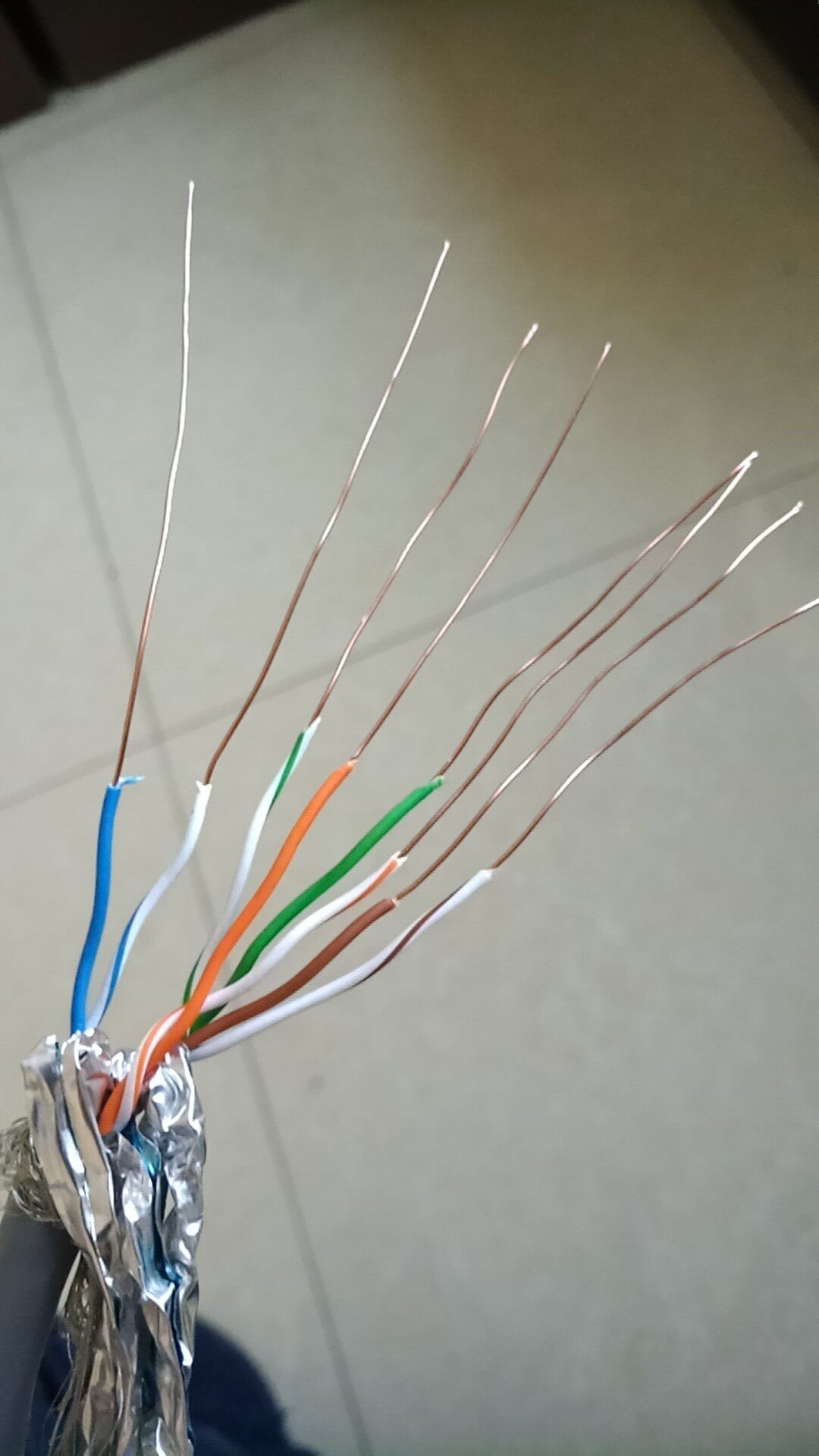 Oxygen-free copper super six types of double-screen shielded gigabit network line home high-speed computer monitoring network line 500 meters