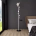 Phòng ngủ Bắc Âu giá treo sàn phòng khách ánh sáng sang trọng quần áo giá nhà đơn giản móc áo kim loại sáng tạo - Kệ kệ 3 tầng Kệ