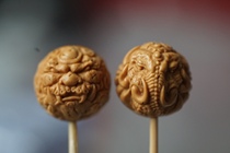 Peach stone carving Tang lion six-tusked elephant can be used as disciple beads waist bead top bead with bead key mobile phone pendant stationery accessories