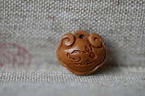 Wild dragon pattern peach core carving longevity lock baby full moon out children adult pendant bracelet night out