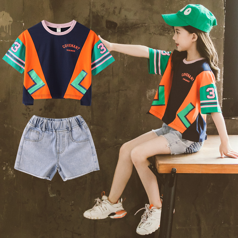 British next kiss girls T-shirt 2020 summer new children's Western style middle-aged children's thin section all-match T-shirt trend