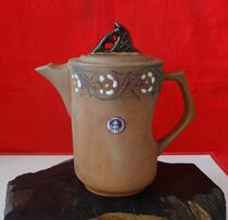 Old teapot in the 1980s of the sunyang Kazu pottery purple sand pot folk nostalgic old tea gear cover has a residual photo