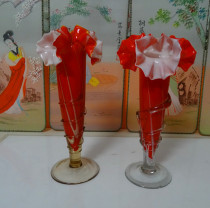 Old glass glazed vase pair in the last century nostalgic old goods have a small kowtow and a nostalgic swing piece film and TV prop