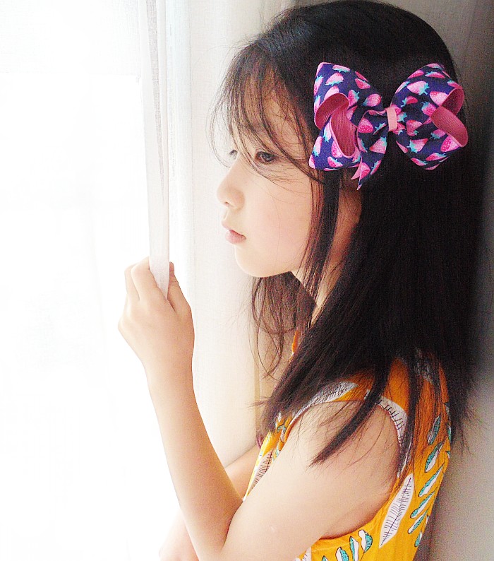 British ins pure handmade new perfect three-dimensional twisted bow girl fruit hair clip - temperament strawberry