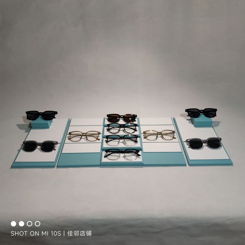 New High-End Eyewear Display Tray Storage Tray for Eyewear Stores and Jewelry Stores, Multi-Compartment Solid Color Display Props