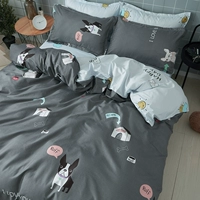 Đơn giản in lưới đỏ chó chiến đấu bốn bộ phim hoạt hình 1.51.8m chăn tấm ký túc xá ba bộ giường bộ chăn ga gối đệm