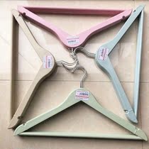 Love Shangjia European wet and dry dual-use hanger 3 only solid color arc edge design shoulder not long angle rotating hook