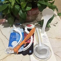 Anya Creative kitchen accessories Utensils Smiley Squirrel rice spoon Upright soup spoon Bottled water drink gripper