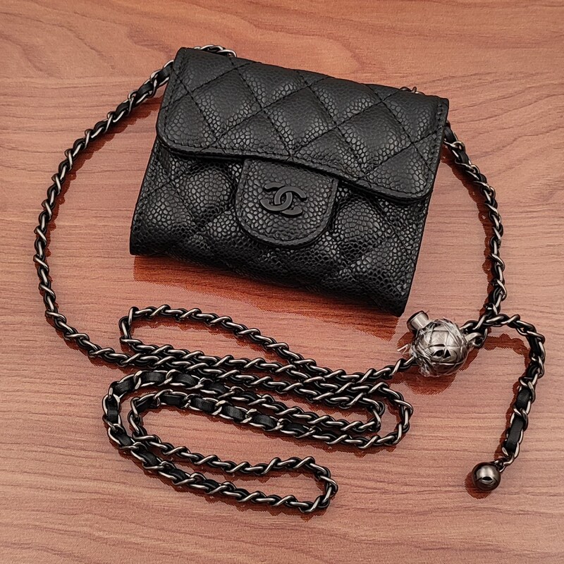 Caviar Chain Small Crossbody Bag Coin Purse Card Holder for Women 2026 New Genuine Leather High-End Mini Bag Compact and Fragrant