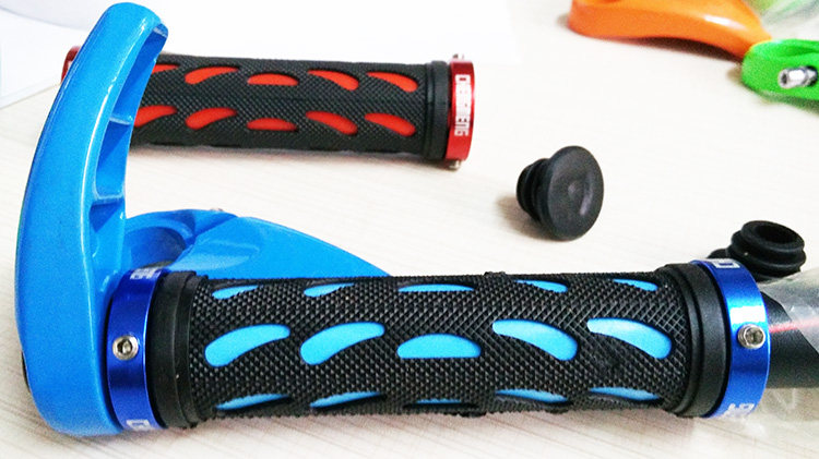 Poignées de vélo - Ref 2340663 Image 13