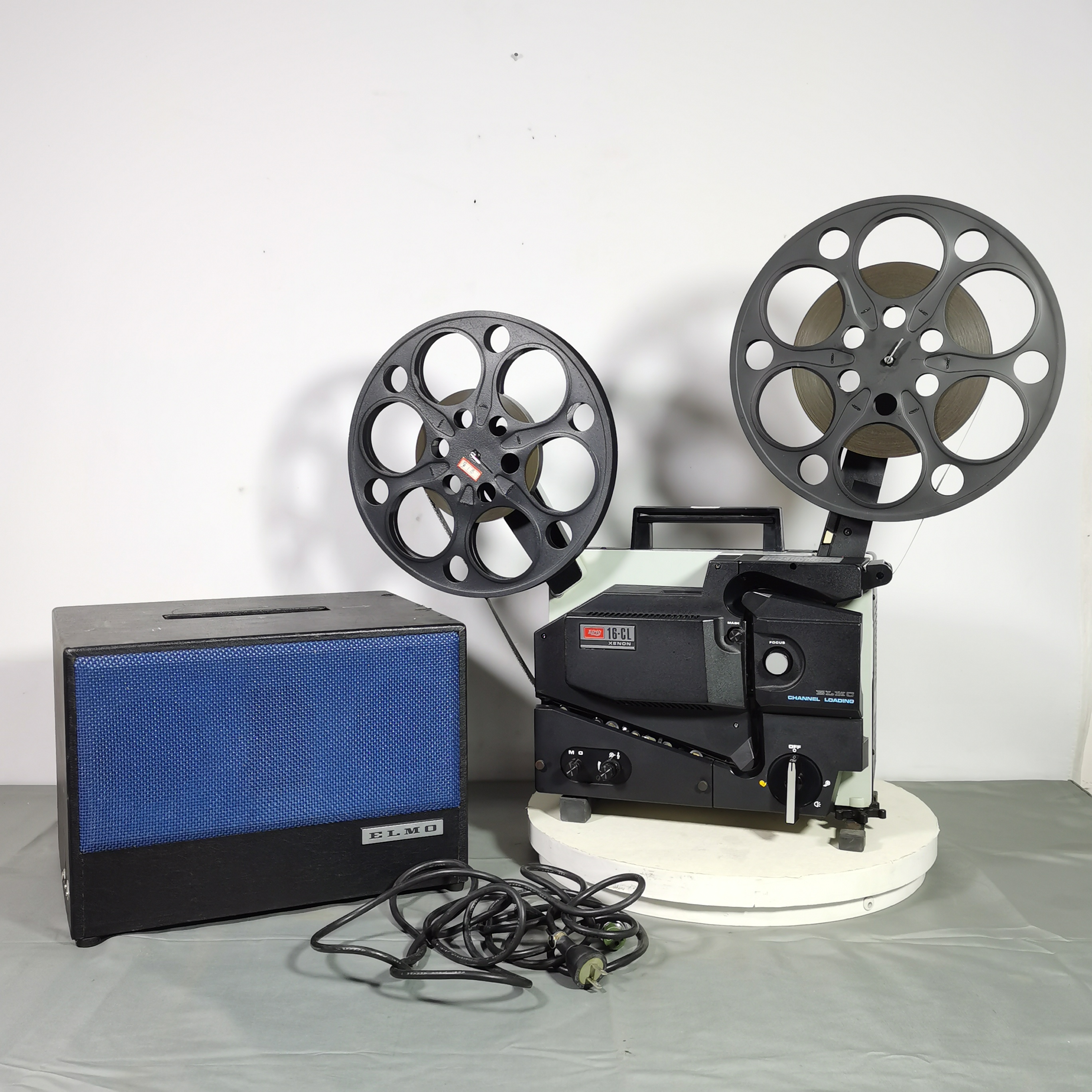 Nostalgia Old Objects Import Love Elmo Elmo16CL Xenon Lamp Machine 16 mm Film Old Film Machine Project-Taobao