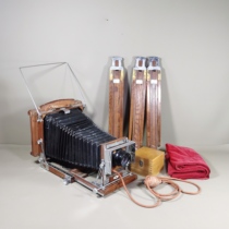 Nostalgic domestic old objects Seagull brand eight-inch outdoor camera with large leather cavity folding camera collection display props and ornaments