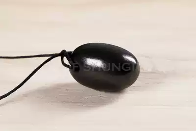 Second graphite Berta pendant to give girlfriend imported birthday gift