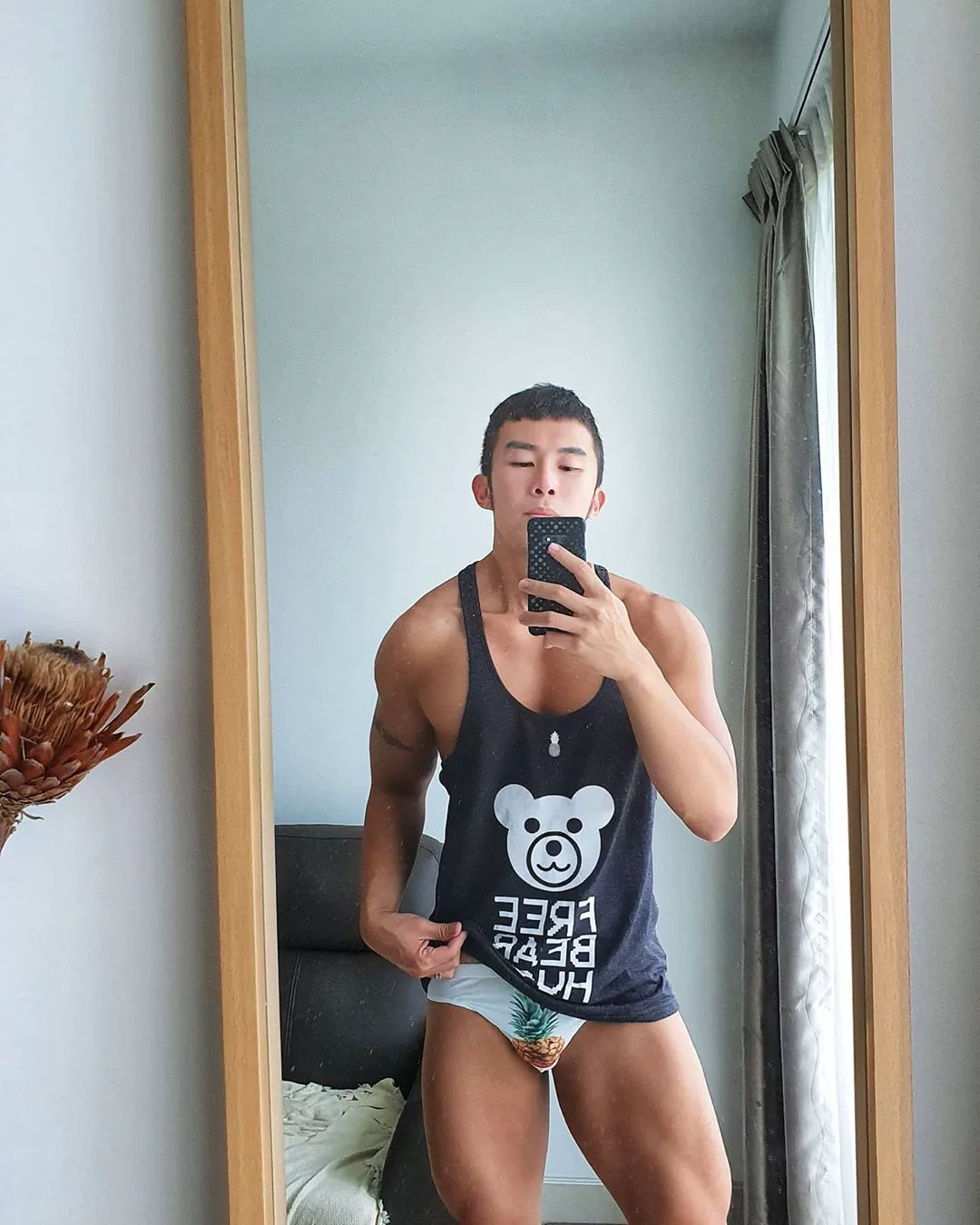 <Được người bán hàng giới thiệu> JJ MALIBU BEARS lưới áo phông in hình gấu màu đỏ - Áo vest