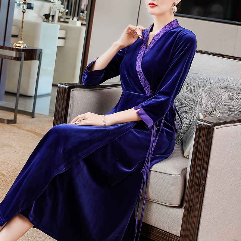 Ethnic small fragrance dress retro literary elegant Chinese style women's clothing cross-collar embroidered Chinese tea dress women's autumn