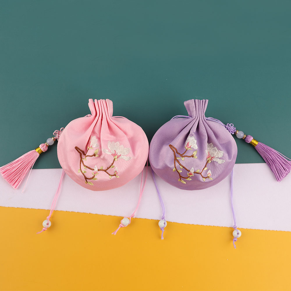 End of the Dragon Boat Festival Gust Breeze Follicles Mosquito Repellent Carry-on Accessories Palace Accessories Palace Round Pocketbag Airbags Brocade Balsami Bags Customize