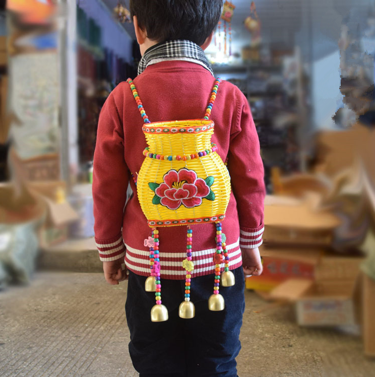 Embroidered pocketbook bright sheet wind bell hanging decoration door decorated car copper bell Bell Pendant Interior Touristic Feature Creative Gift