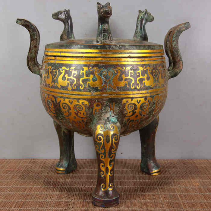 Boutique Ancient Play Bronze Ware Collection Home Decoration Film and TV props imitation ancient bronzes bronze ware with gold and wrong silver triding and swaying pieces