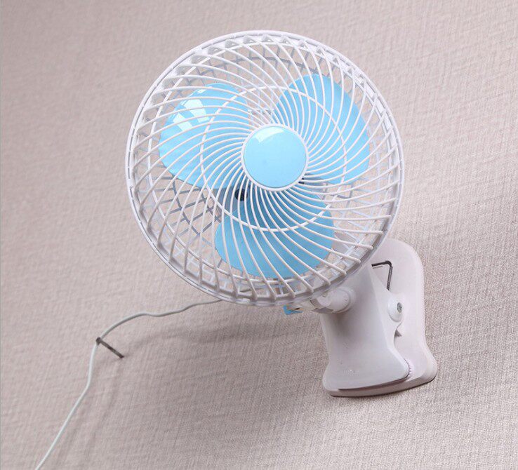 Small electric fan Student office clip fan Dormitory mini desktop electric fan Mute shaking head 180A