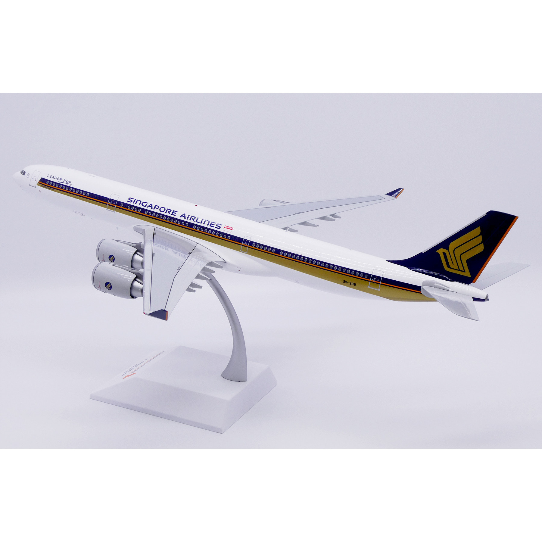 O1CN01r4IYxG1pOM13boa23_!!