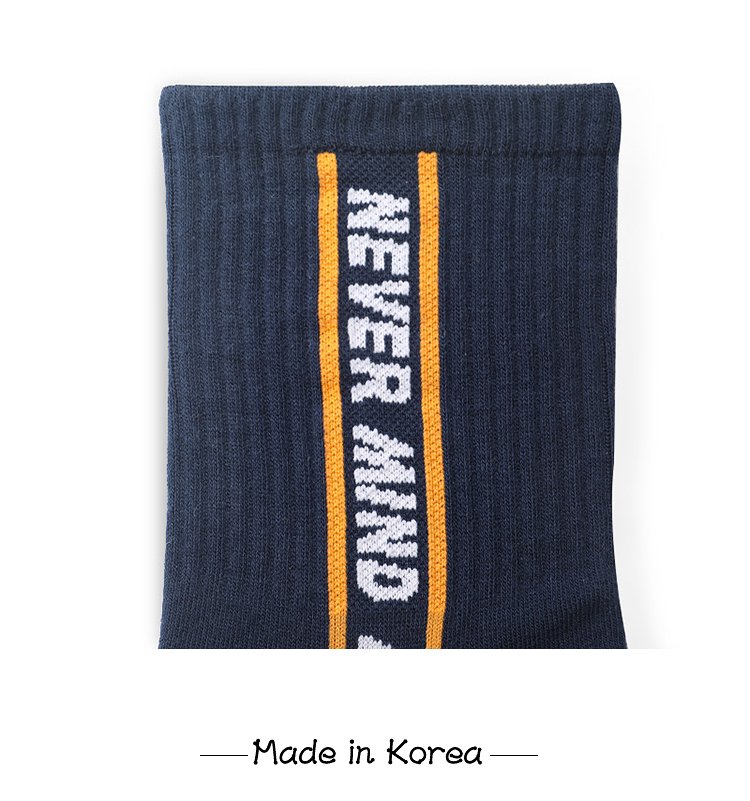 Rex thỏ mùa thu và mùa đông Hàn Quốc mua vớ xu hướng cotton thể thao nam vớ cá tính màu chữ rắn vớ nam tất nam cổ ngắn